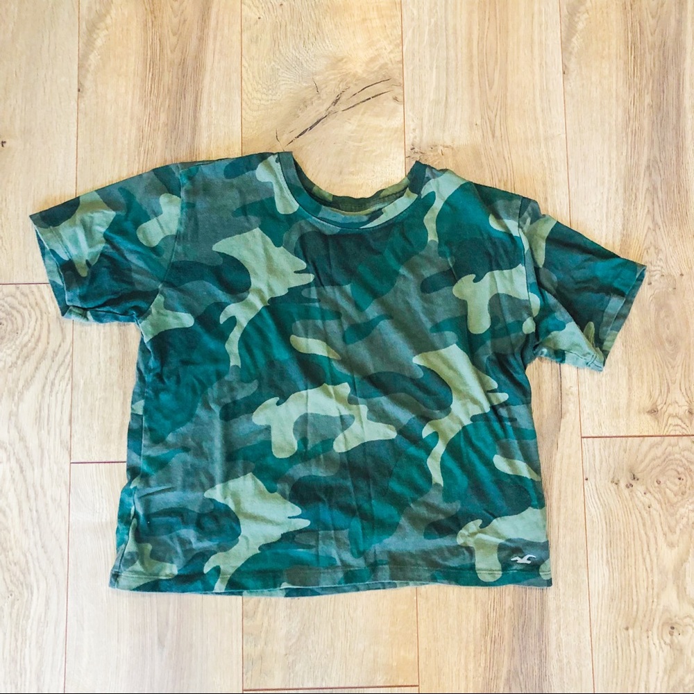 Hollister Camo Short Sleeve Cotton Top